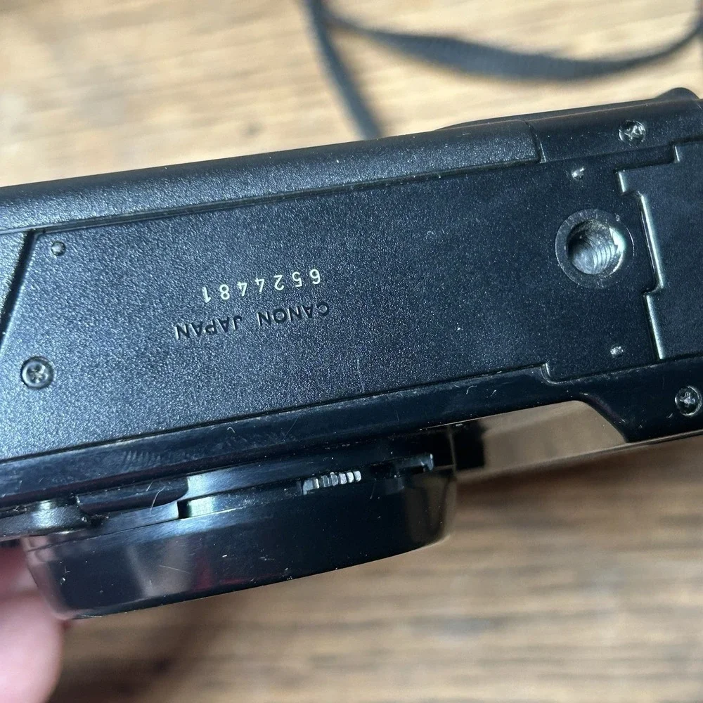 VTG Canon Sure Shot Autofocus Film Camera 38mm 1:2.8 READ